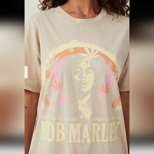 Zion Rootswear Bob Marley Beige Graphic Tee Unisex